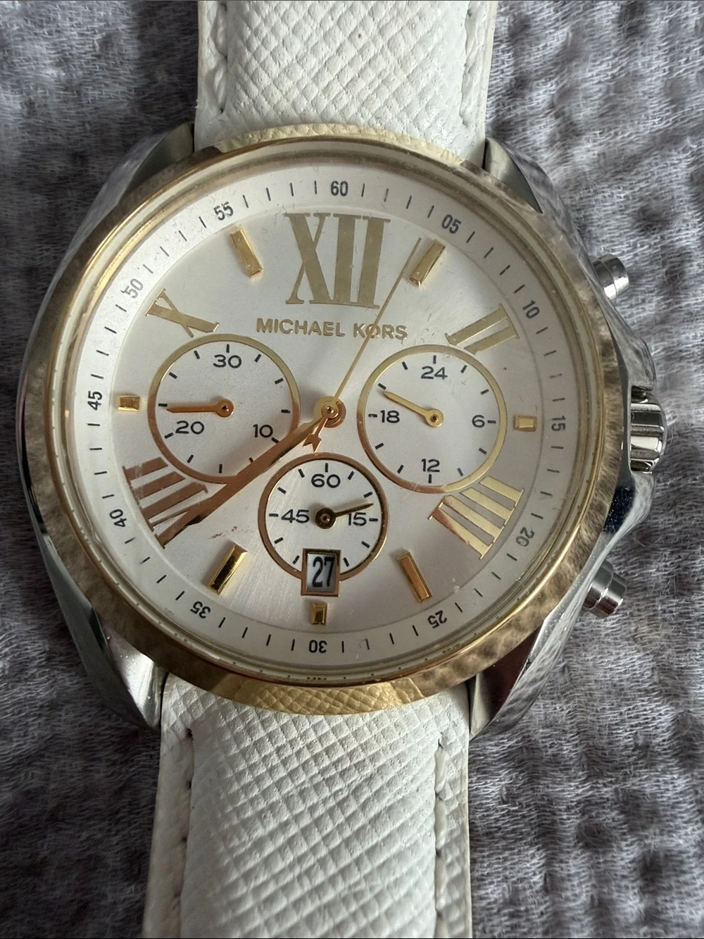 Michael Kors women’s White and silver/Gold Chronograph Leather Strap Watch